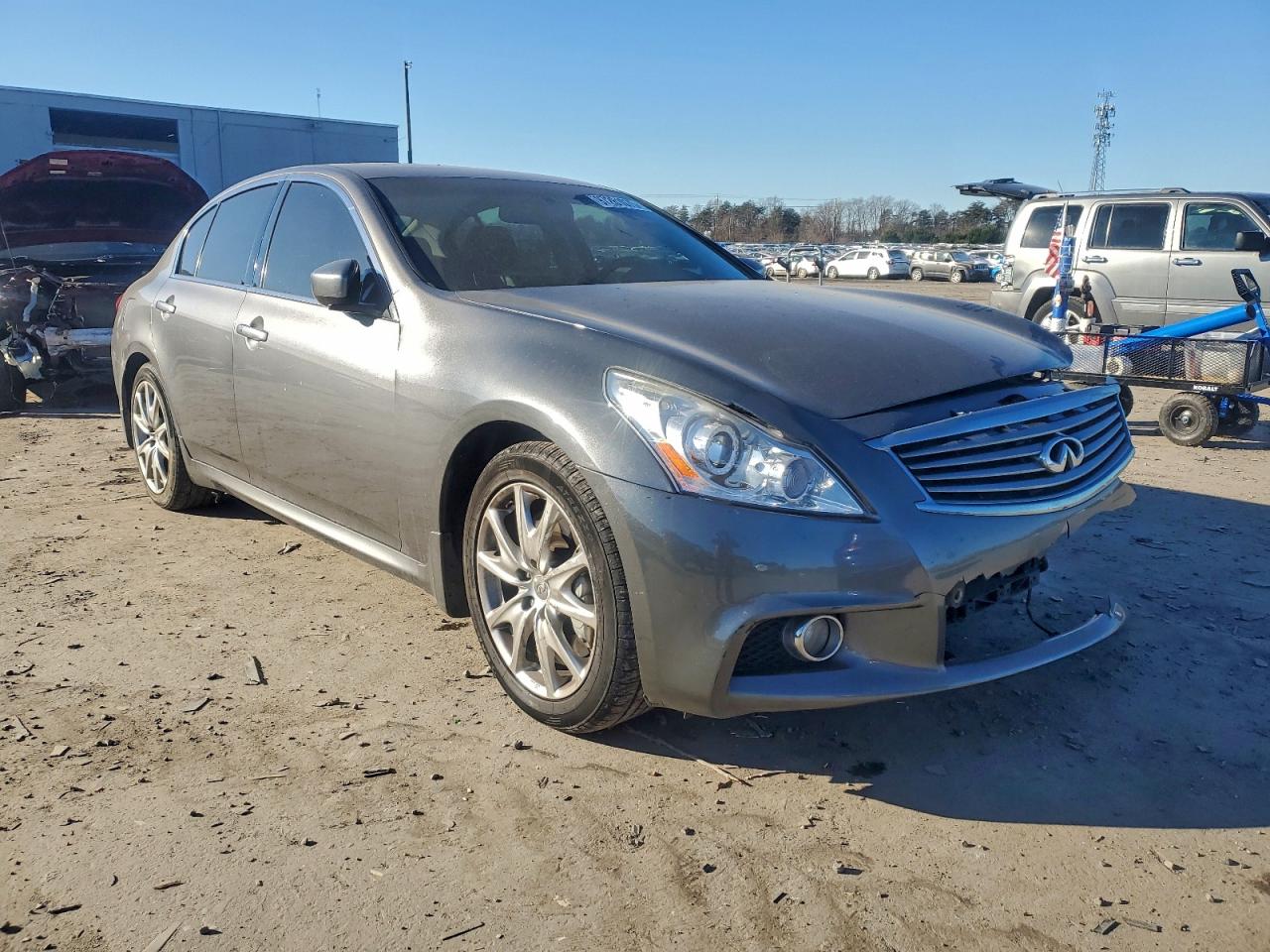 2013 INFINITI G37 BASE photo 7