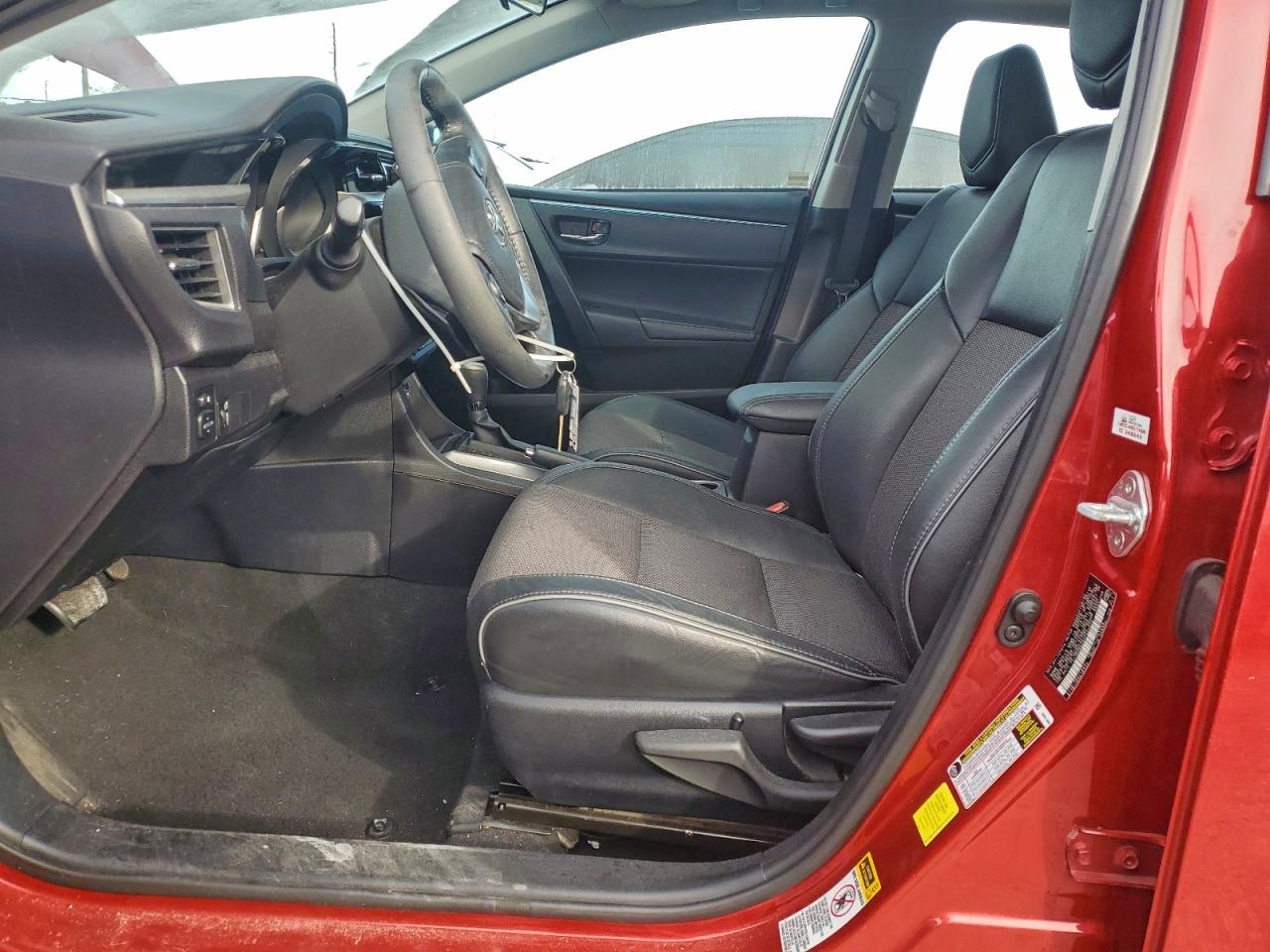 2015 TOYOTA COROLLA L photo 7