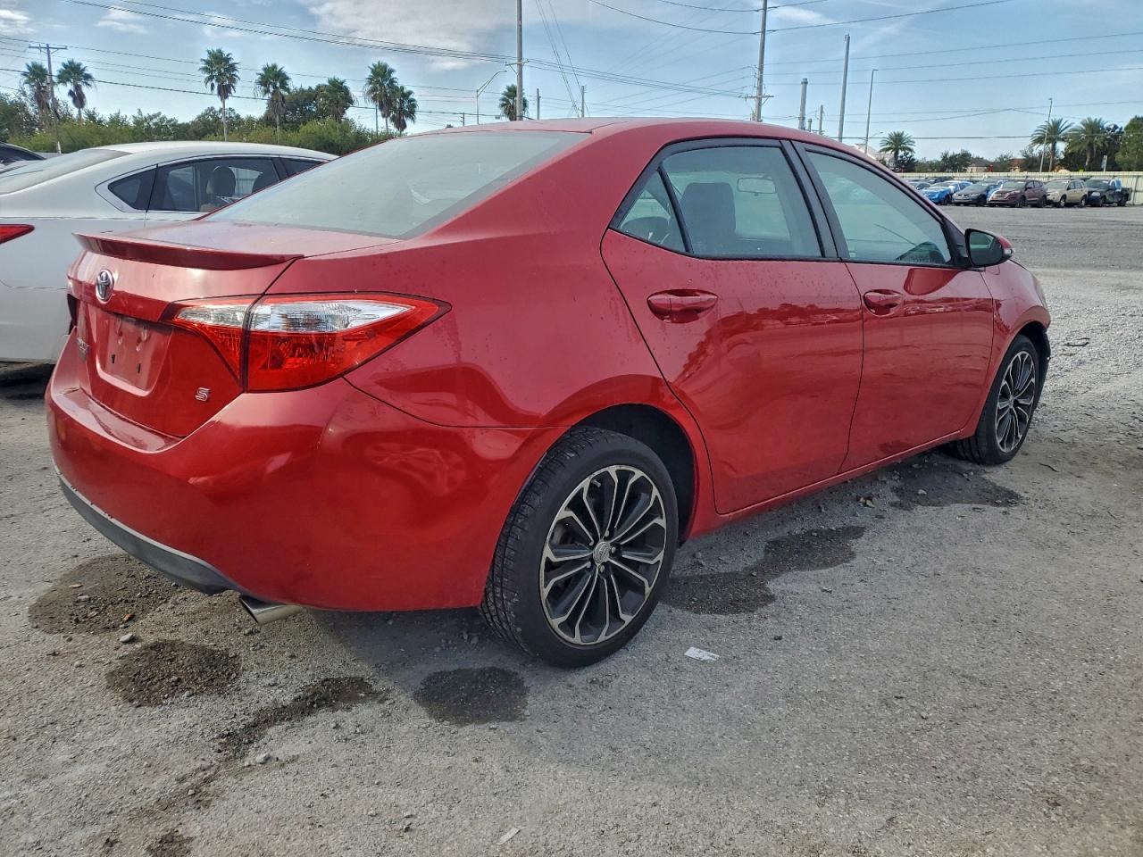 2015 TOYOTA COROLLA L photo 3