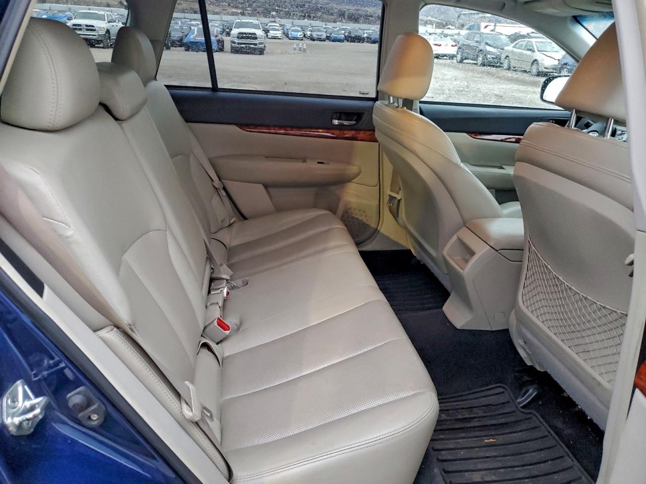 2011 SUBARU OUTBACK 2.5I LIMITED photo 19