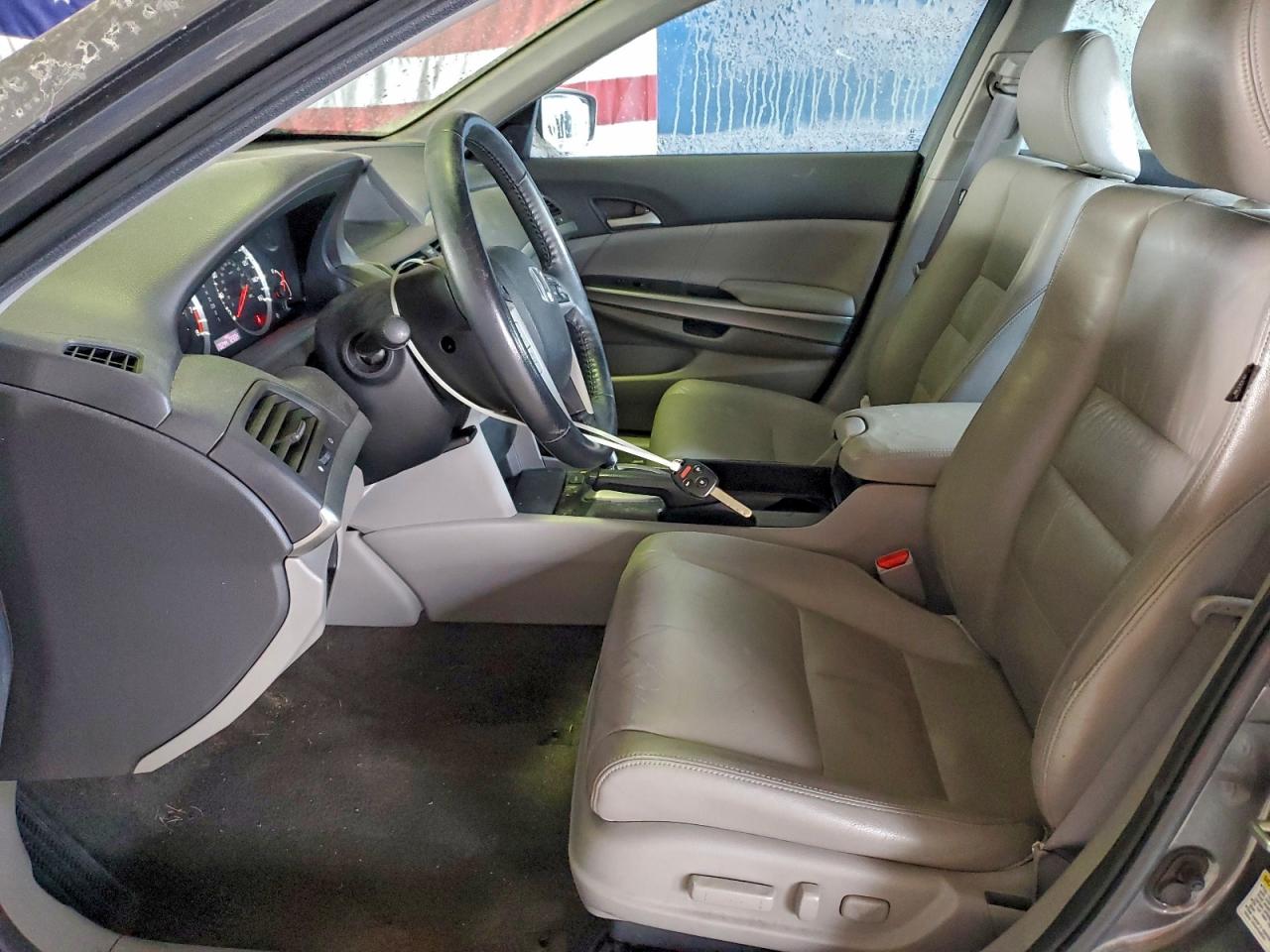 2010 HONDA ACCORD EXL photo 13