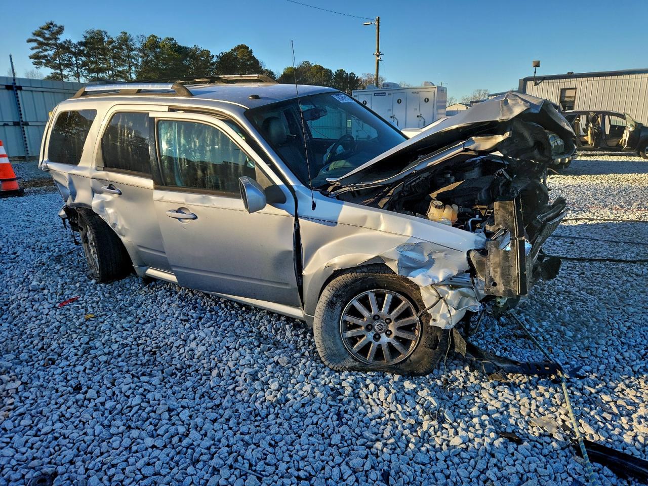 2010 MERCURY MARINER PREMIER photo 4