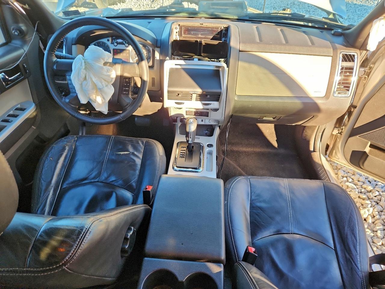 2010 MERCURY MARINER PREMIER photo 8