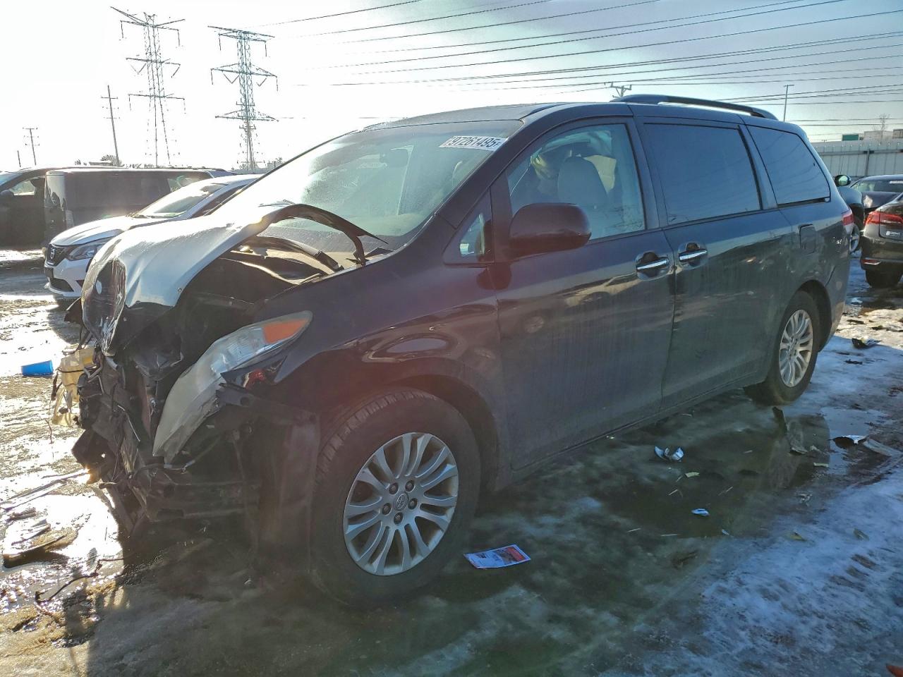 2013 TOYOTA SIENNA