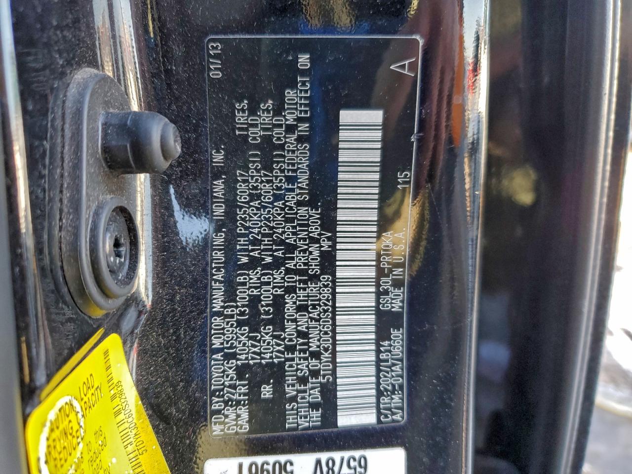 2013 TOYOTA SIENNA XLE photo 12