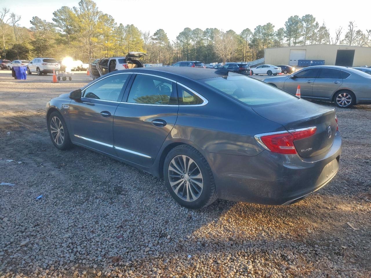 2017 BUICK LACROSSE ESSENCE photo 2