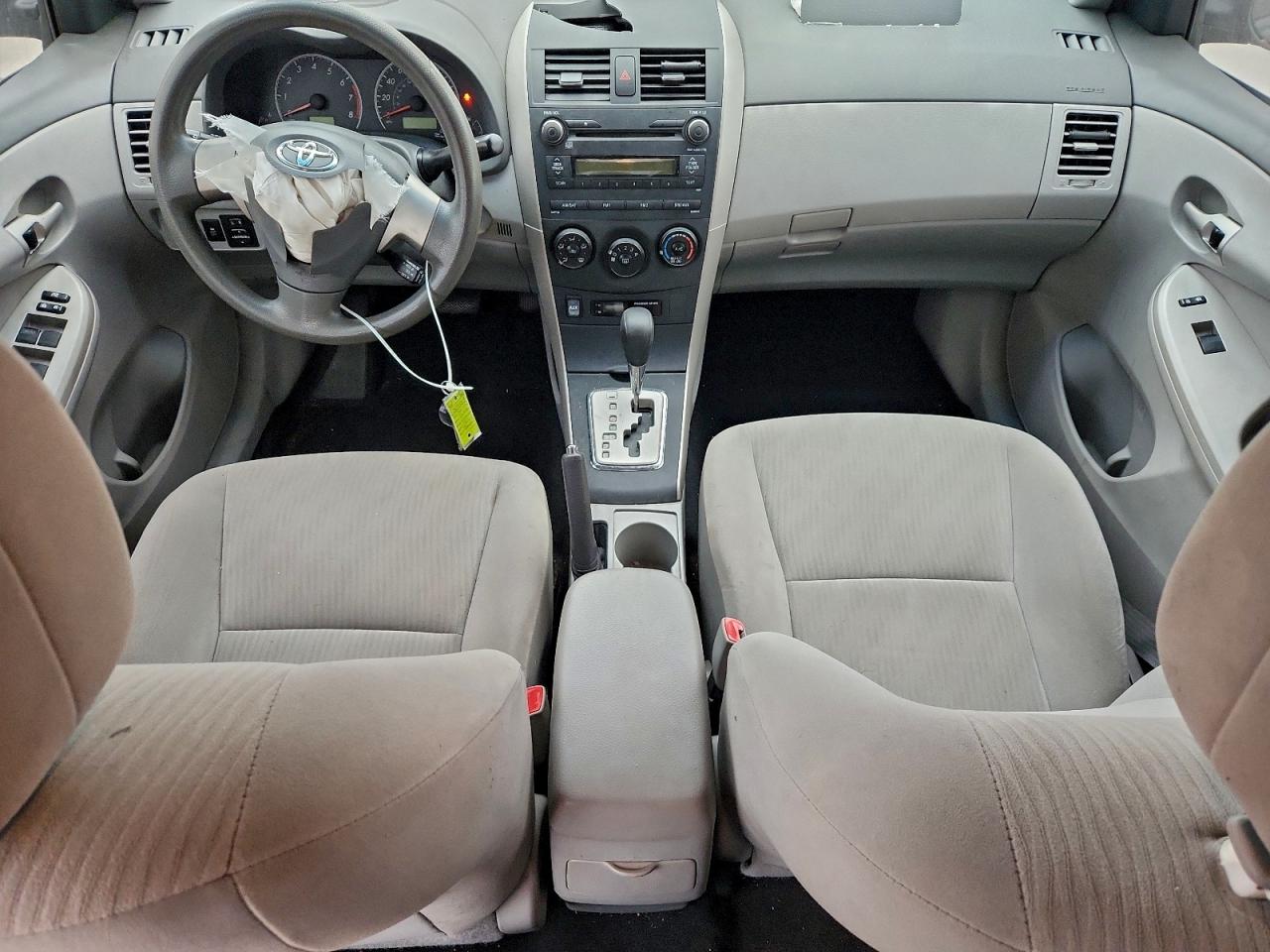 2010 TOYOTA COROLLA BASE photo 8