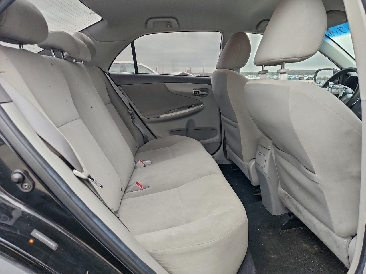 2010 TOYOTA COROLLA BASE photo 10