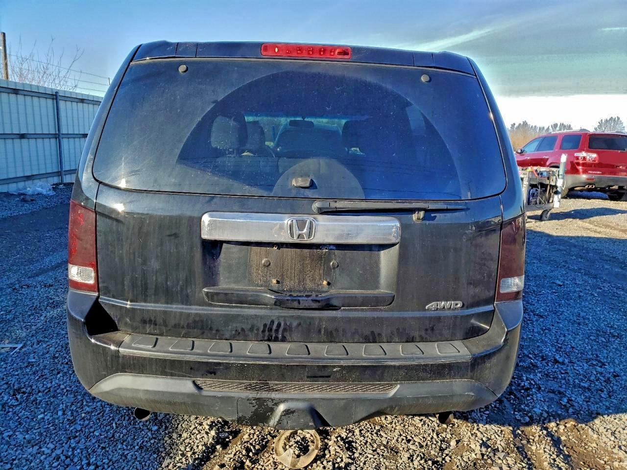 2012 HONDA PILOT LX photo 6