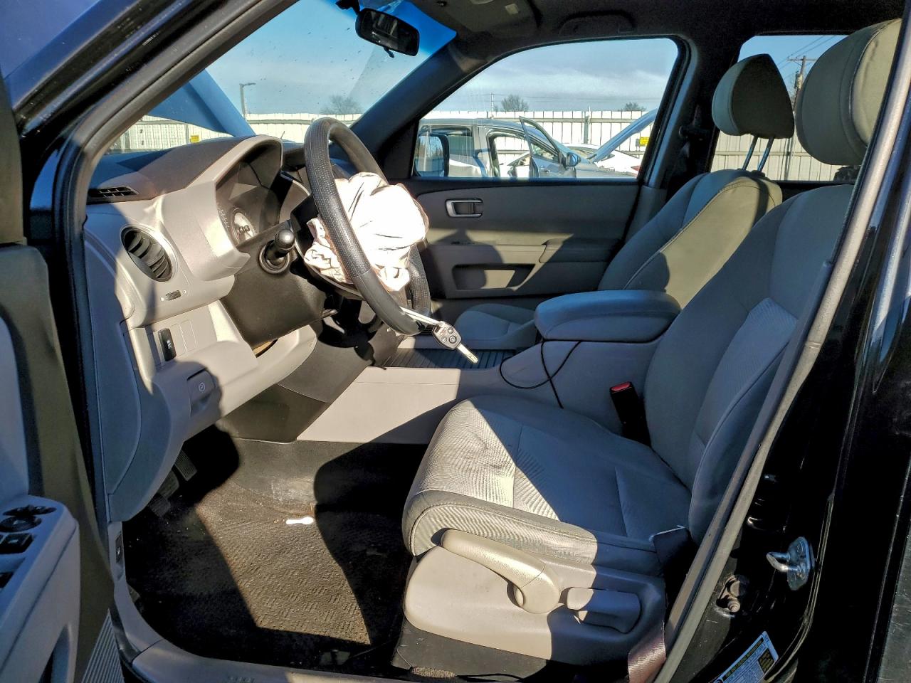 2012 HONDA PILOT LX photo 7