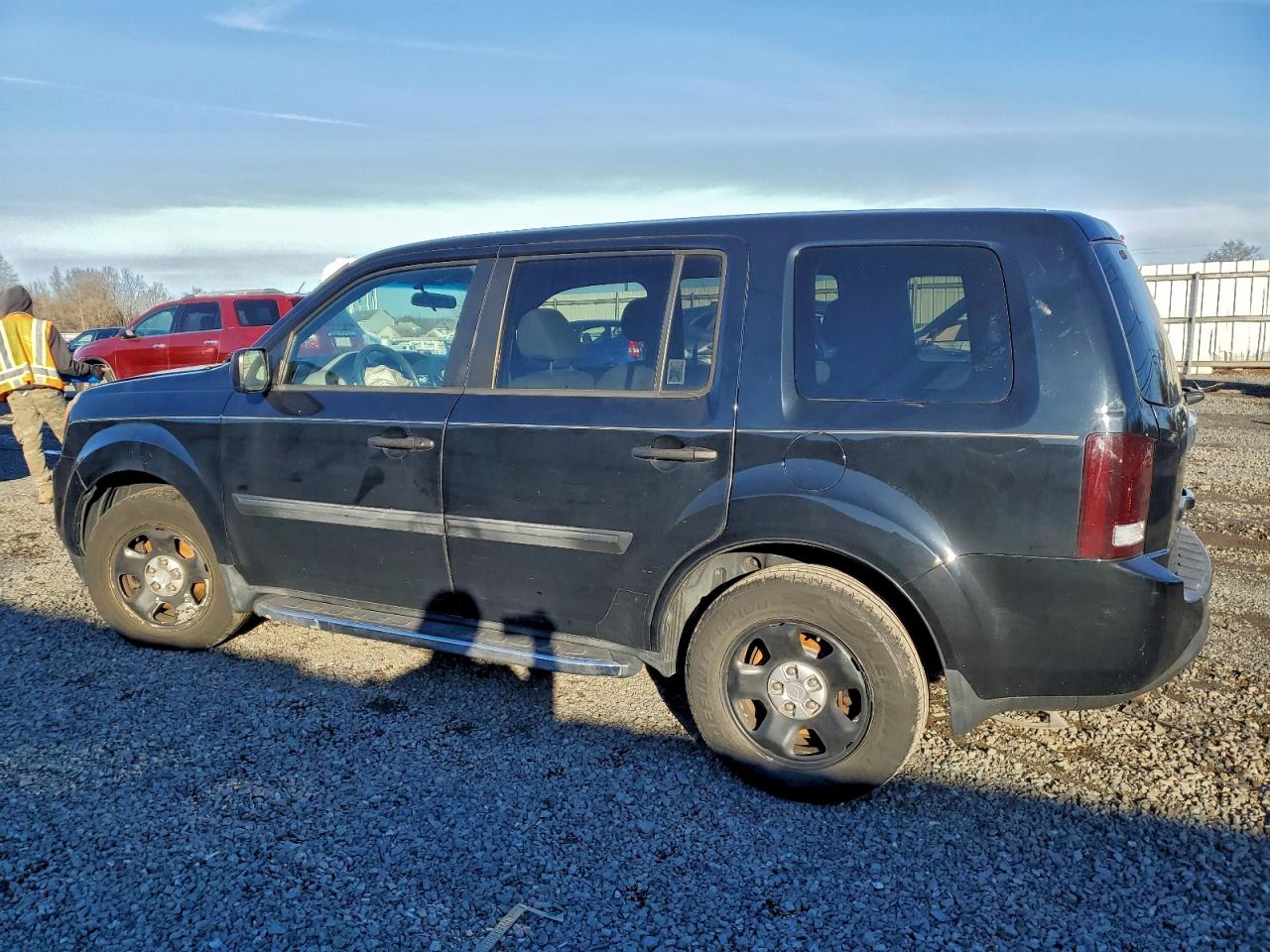 2012 HONDA PILOT LX photo 2