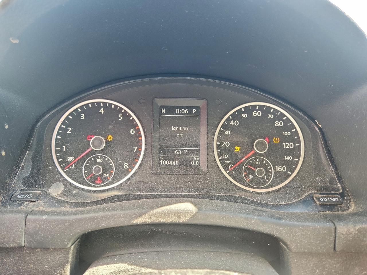 2013 VOLKSWAGEN TIGUAN S photo 9