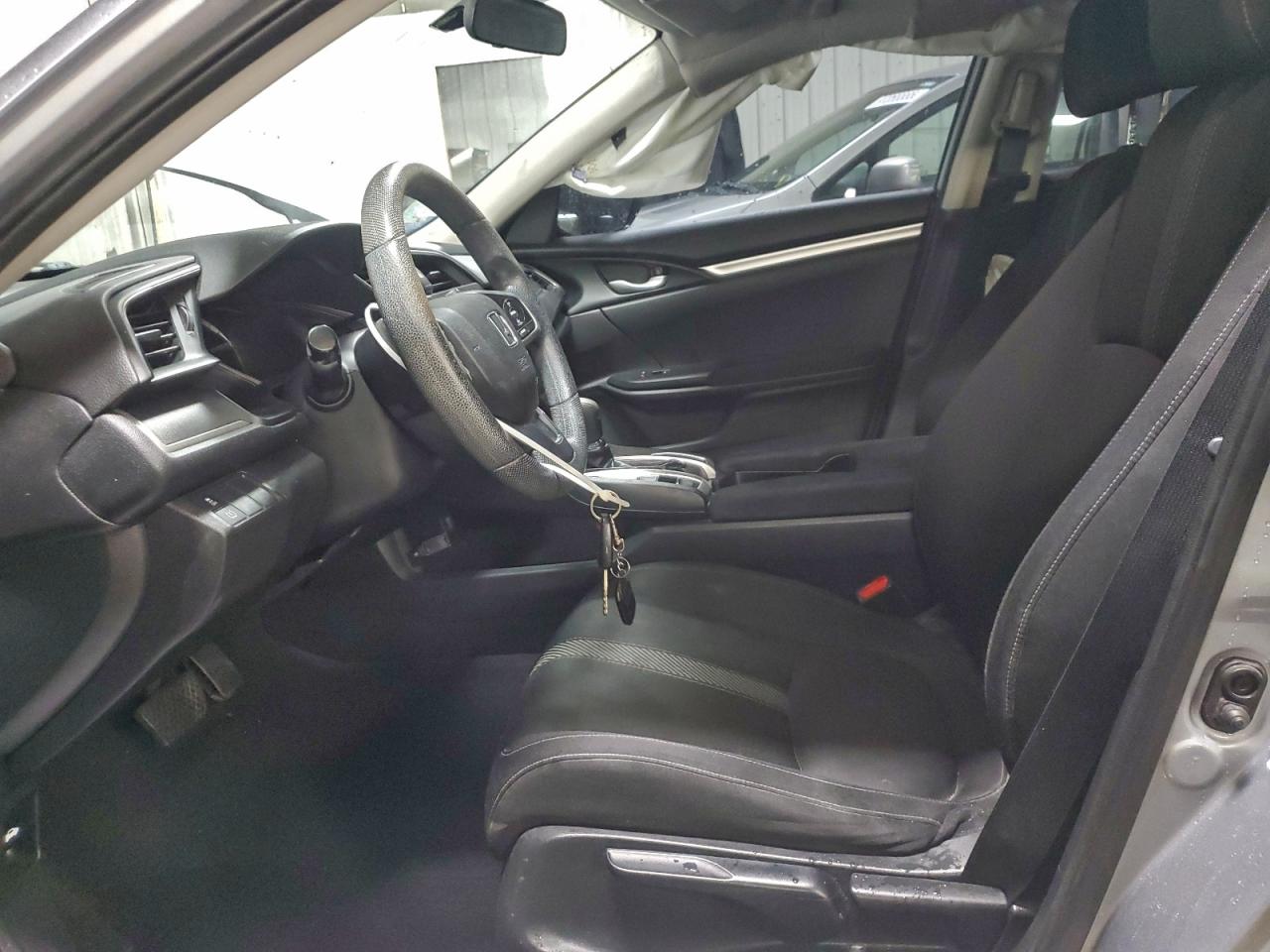 2016 HONDA CIVIC LX photo 13