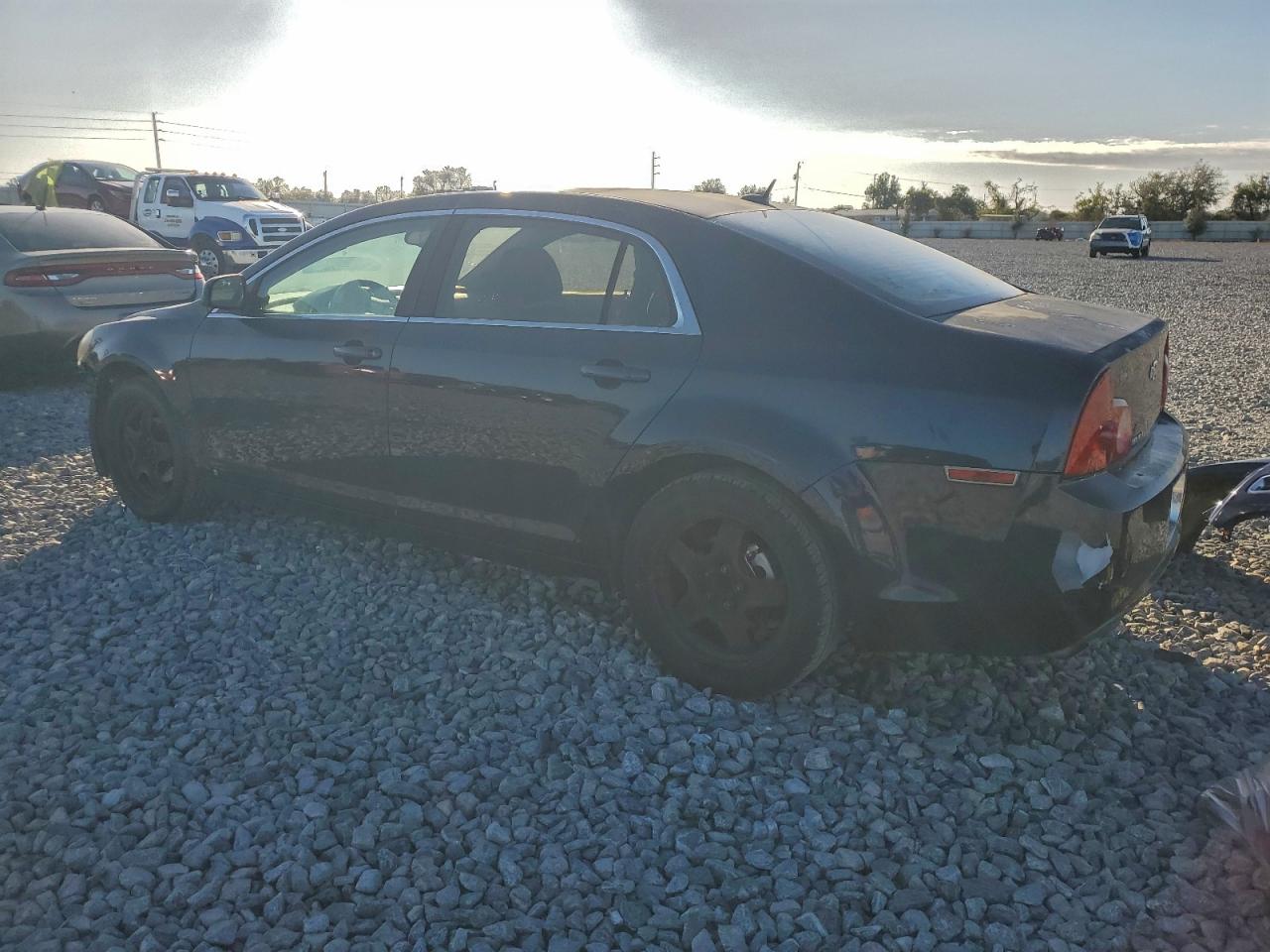 2009 CHEVROLET MALIBU LS photo 4