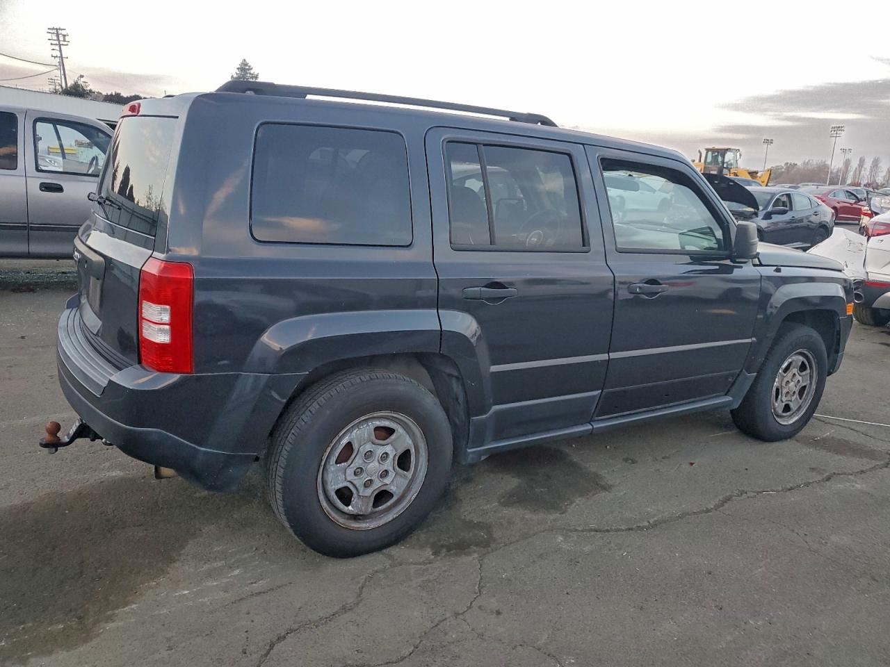 2015 JEEP PATRIOT SPORT photo 3