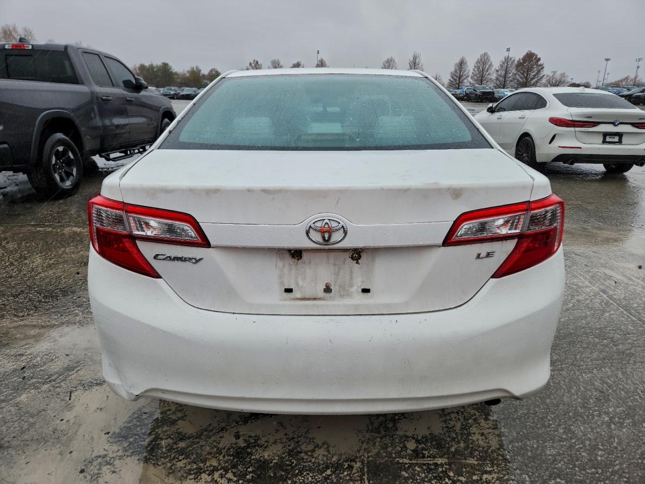 2012 TOYOTA CAMRY BASE photo 16