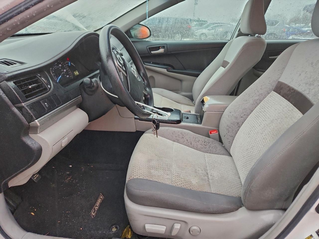 2012 TOYOTA CAMRY BASE photo 19