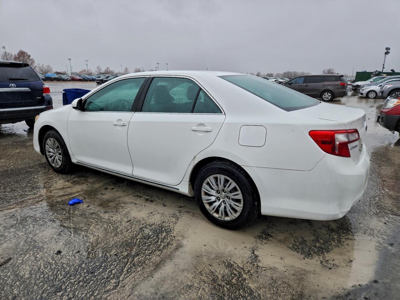 2012 TOYOTA CAMRY BASE photo 4