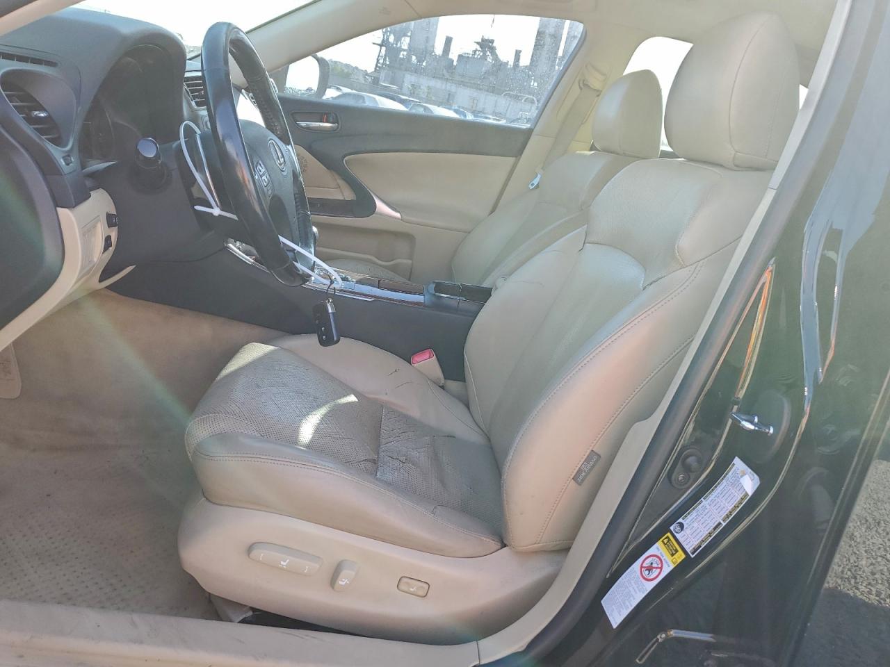 2007 LEXUS IS 350 photo 13