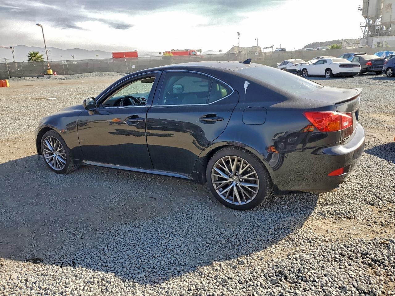 2007 LEXUS IS 350 photo 3