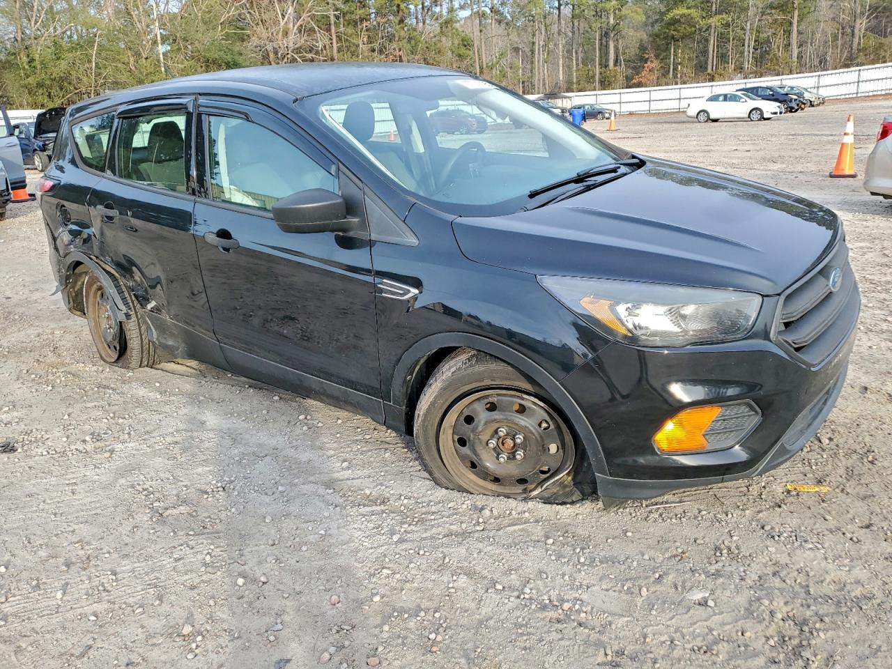 2018 FORD ESCAPE S photo 4