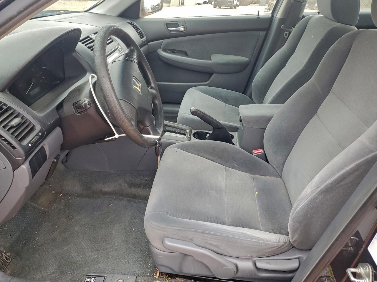 2006 HONDA ACCORD LX photo 7