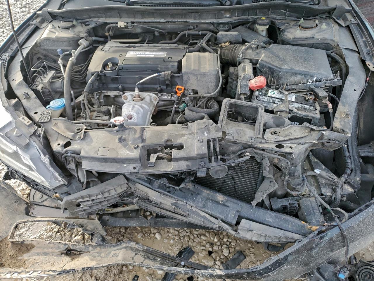2016 HONDA ACCORD LX photo 21