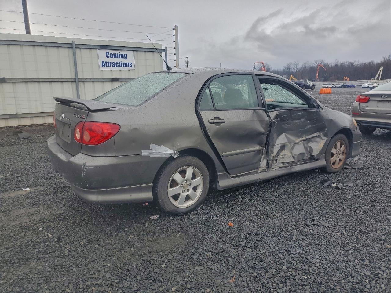 2005 TOYOTA COROLLA CE photo 5