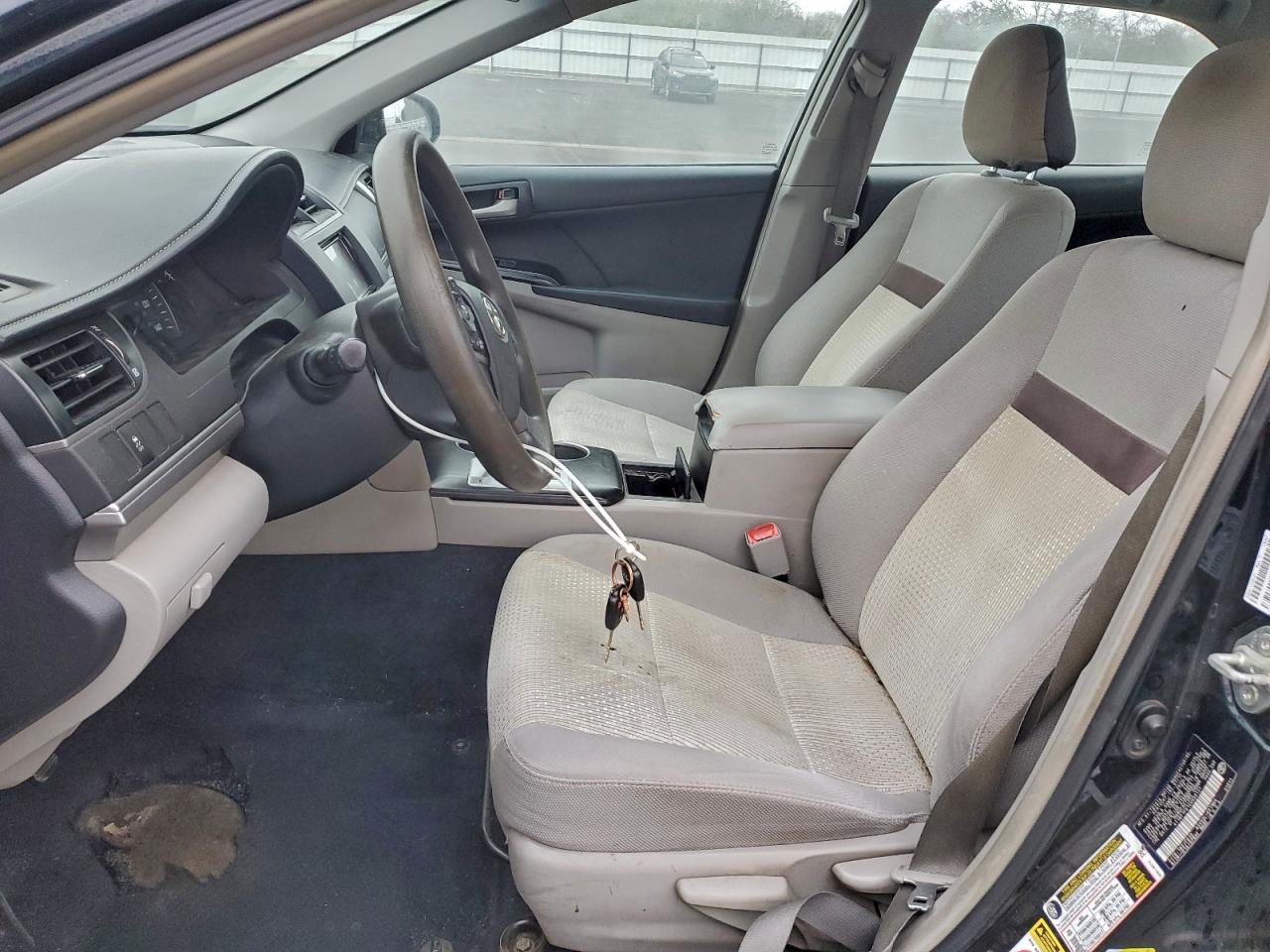 2012 TOYOTA CAMRY BASE photo 19