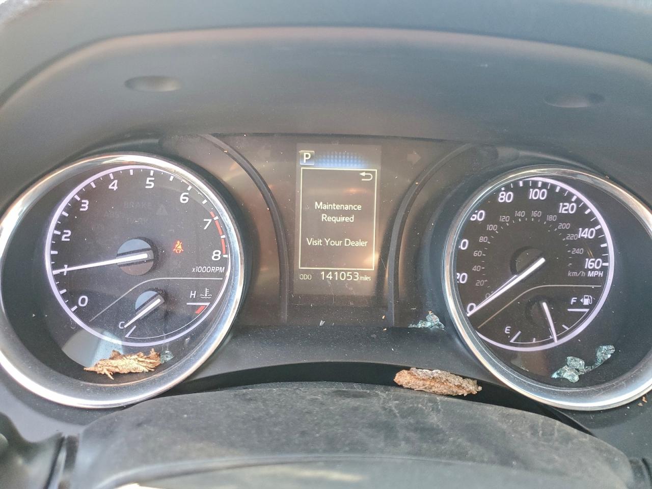 2019 TOYOTA CAMRY L photo 17