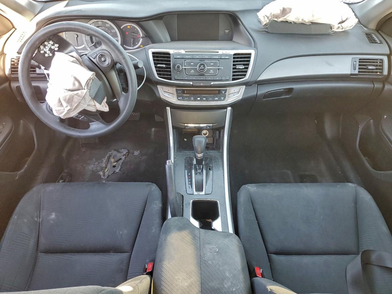 2015 HONDA ACCORD LX photo 22