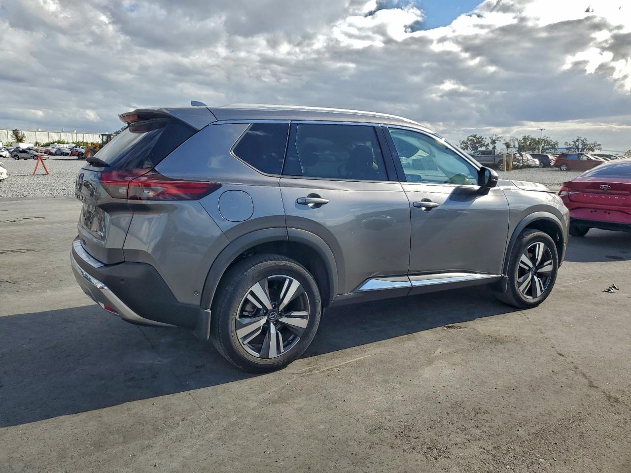 2023 NISSAN ROGUE PLATINUM photo 7