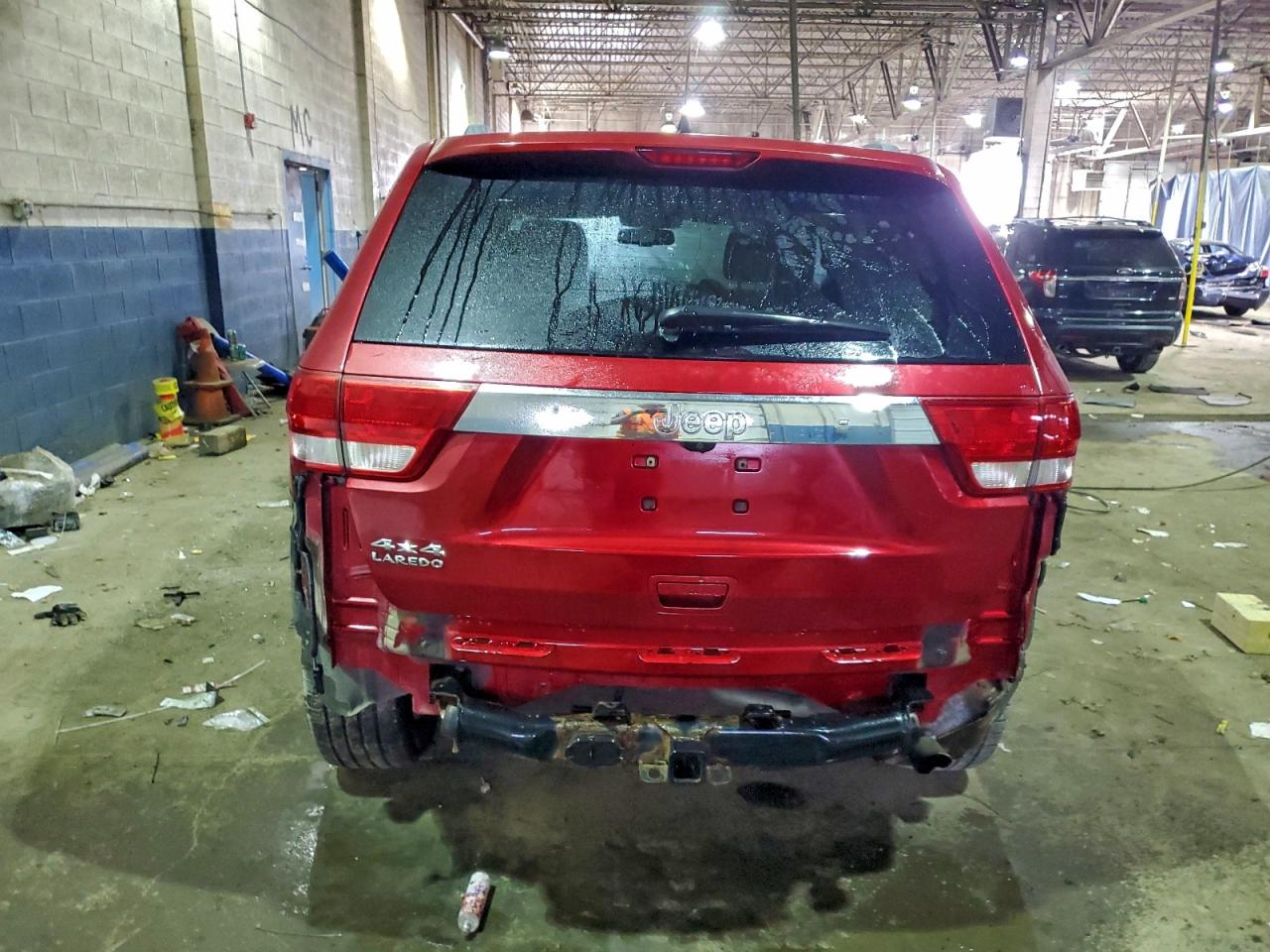 2011 JEEP GRAND CHEROKEE LAREDO photo 6