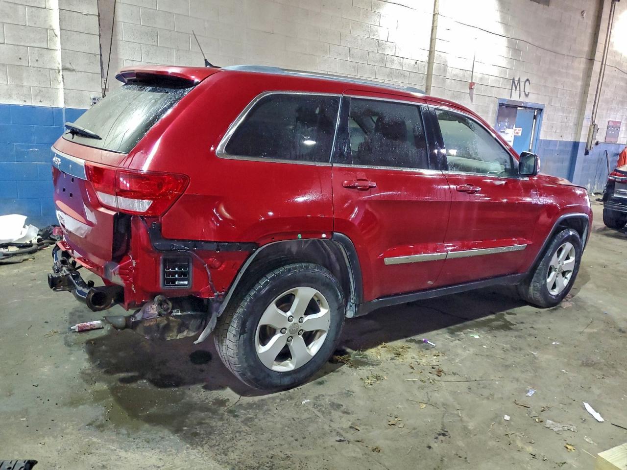 2011 JEEP GRAND CHEROKEE LAREDO photo 3