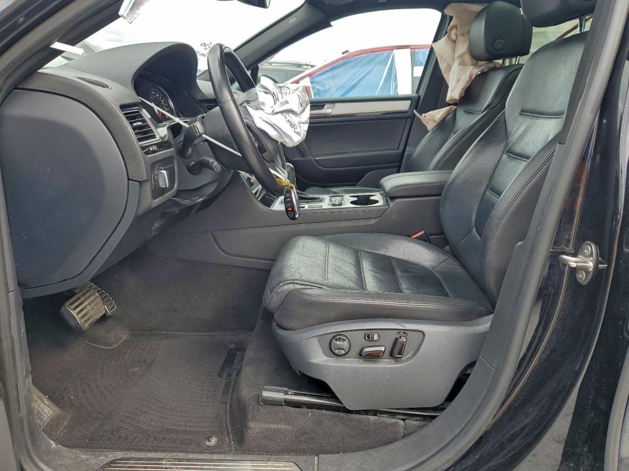 2017 VOLKSWAGEN TOUAREG WOLFSBURG photo 7