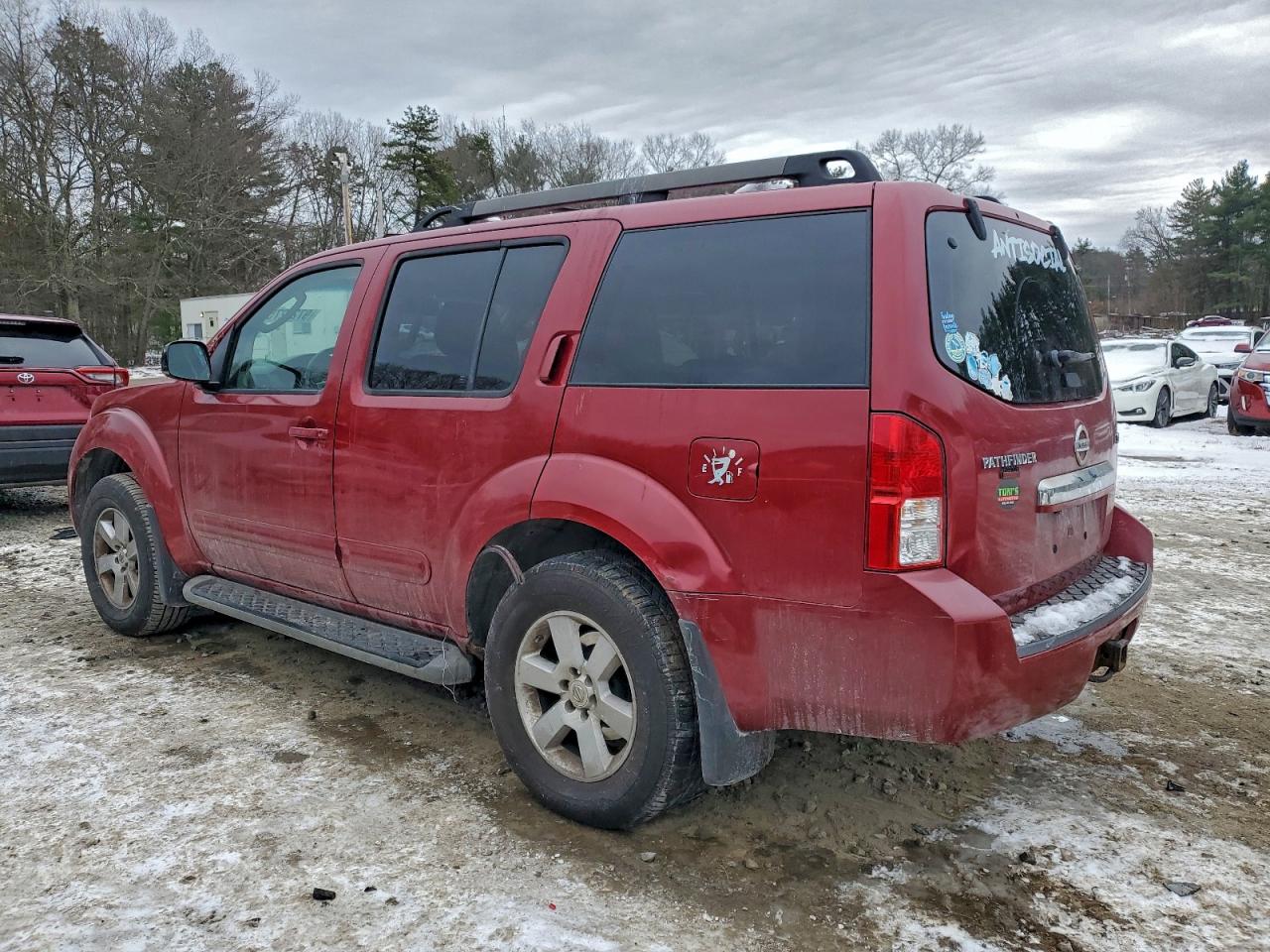 2008 NISSAN PATHFINDER S photo 2