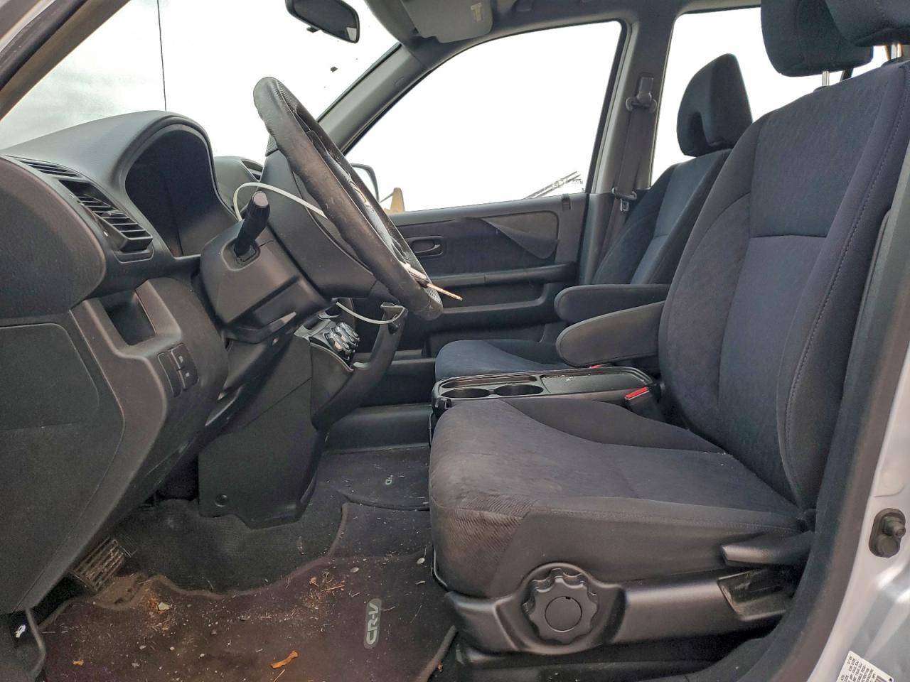 2005 HONDA CR-V LX photo 13