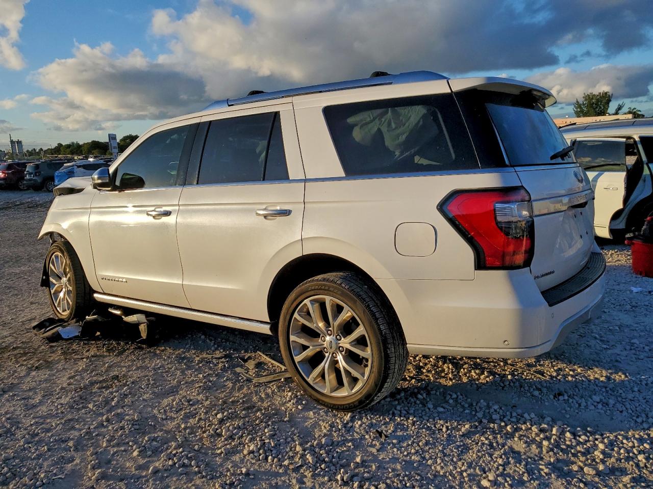 2019 FORD EXPEDITION PLATINUM photo 3