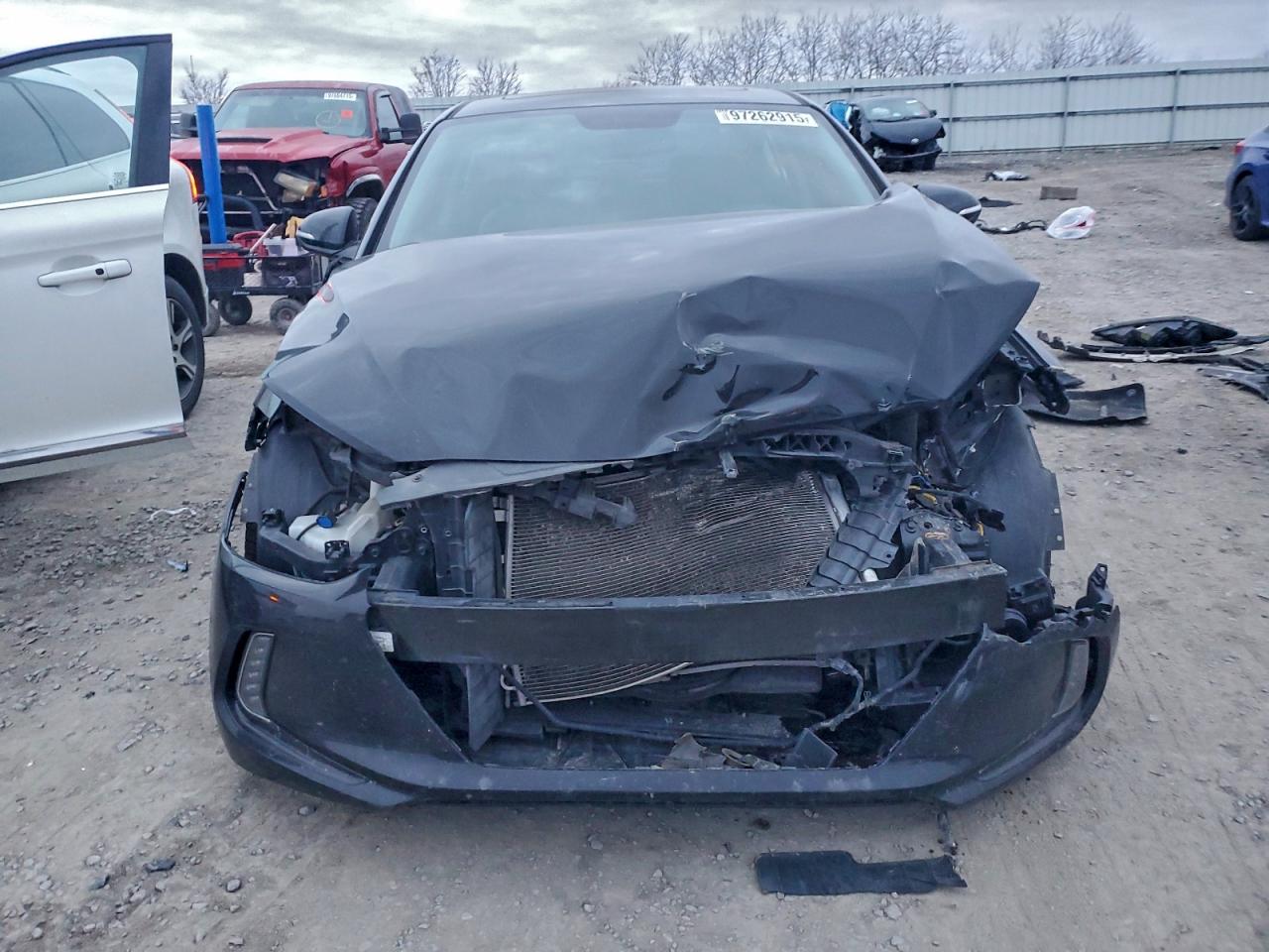 2017 HYUNDAI ELANTRA SE photo 9