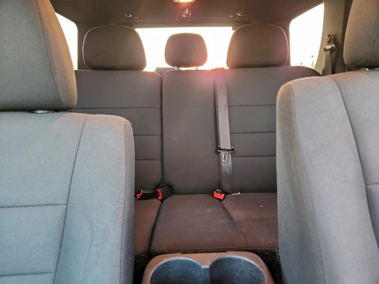 2010 FORD ESCAPE XLT photo 10