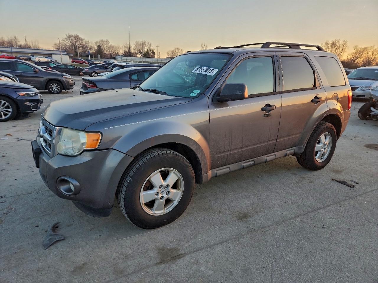 2010 FORD ESCAPE
