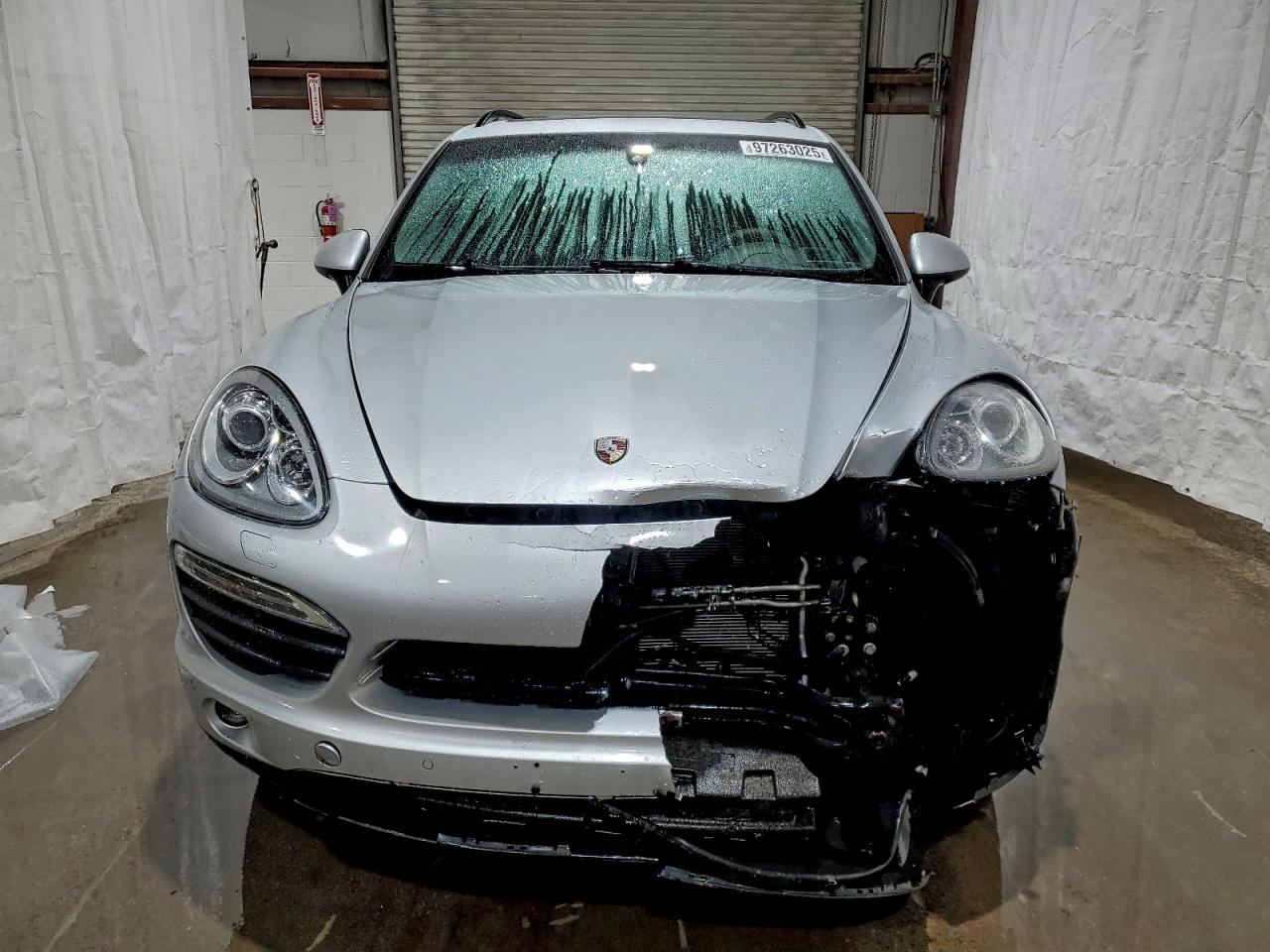 2012 PORSCHE CAYENNE S photo 5