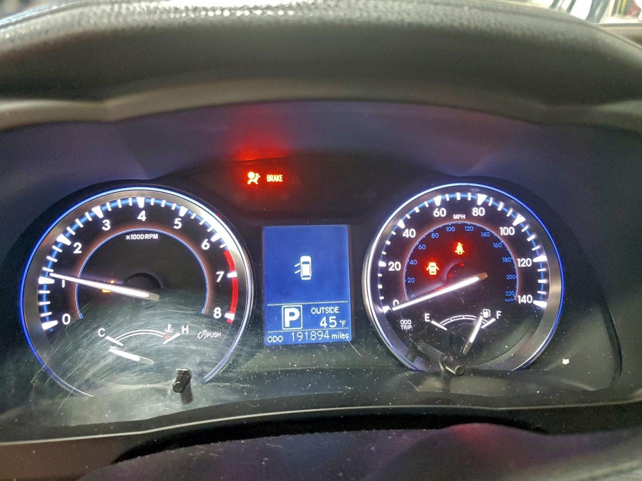 2014 TOYOTA HIGHLANDER LE photo 9