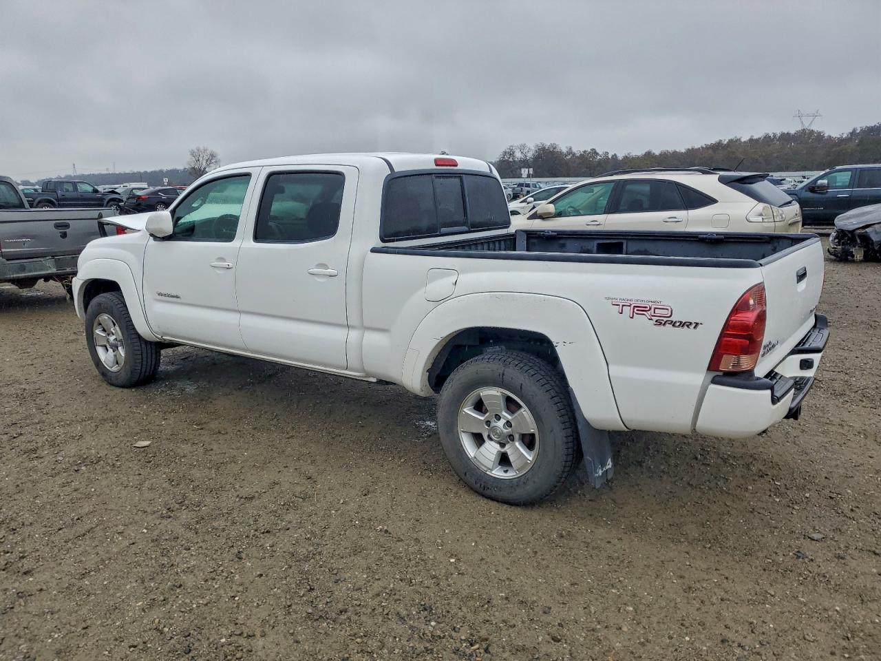 2005 TOYOTA TACOMA DOUBLE CAB LONG BED photo 2