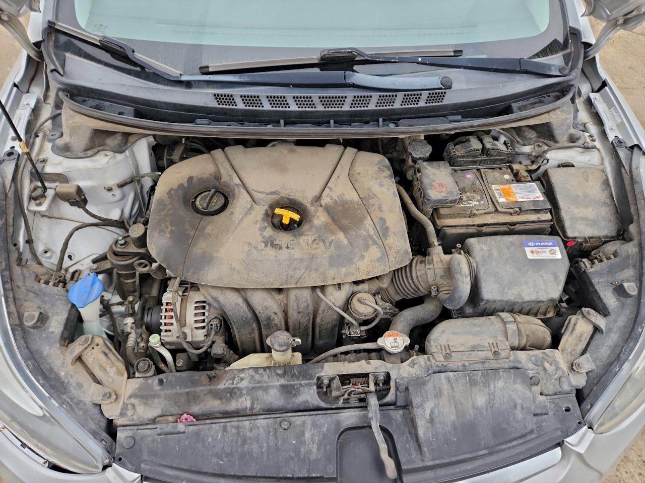 2016 HYUNDAI ELANTRA SE photo 31