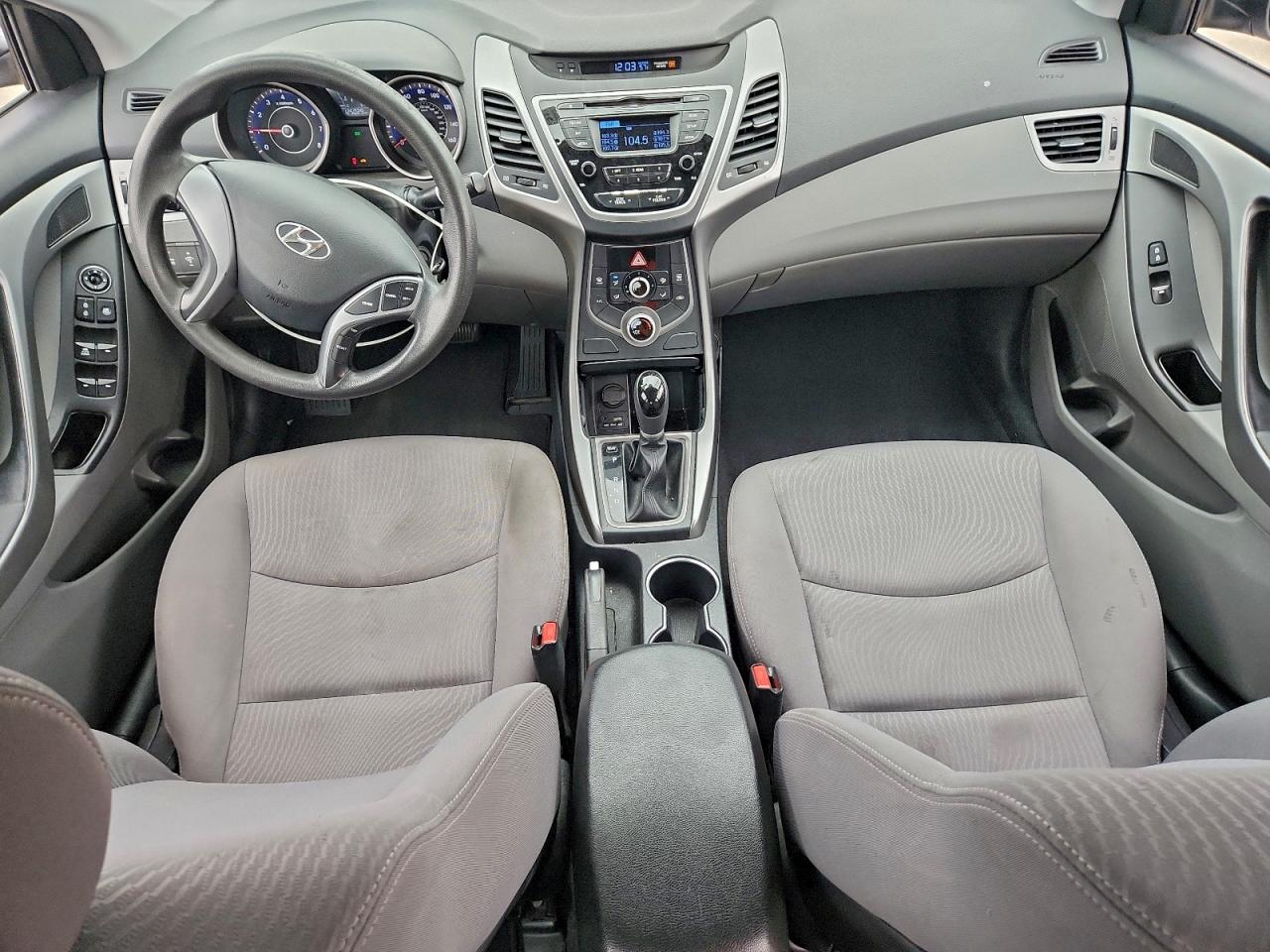 2016 HYUNDAI ELANTRA SE photo 22