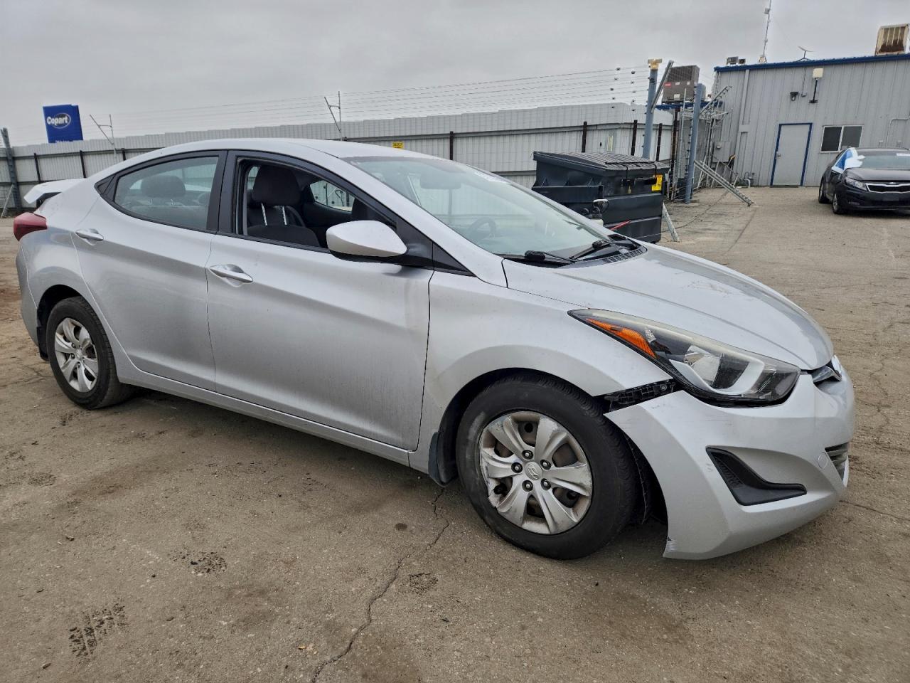 2016 HYUNDAI ELANTRA SE photo 10