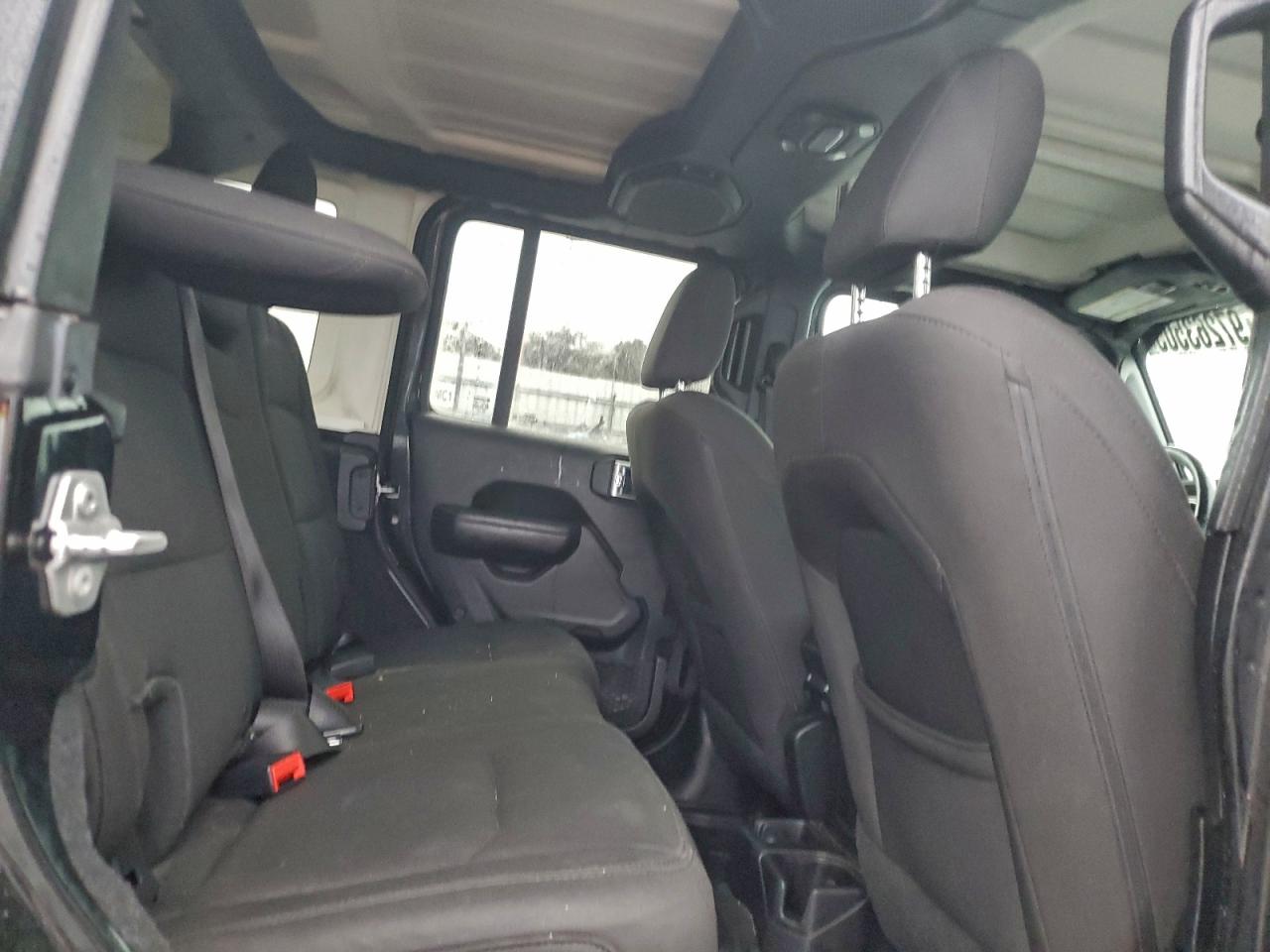 2018 JEEP WRANGLER UNLIMITED SPORT photo 19