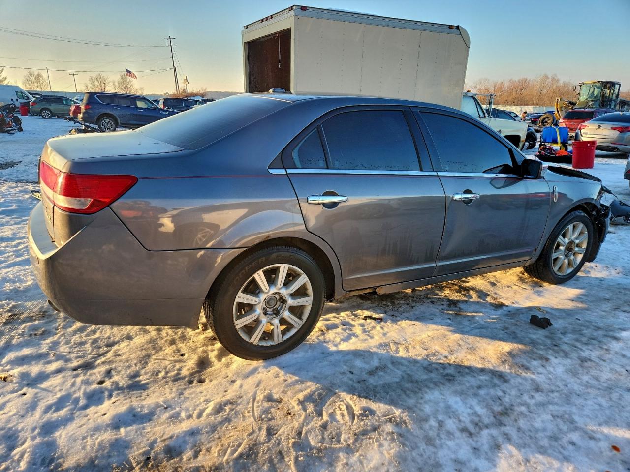 2010 LINCOLN MKZ photo 3