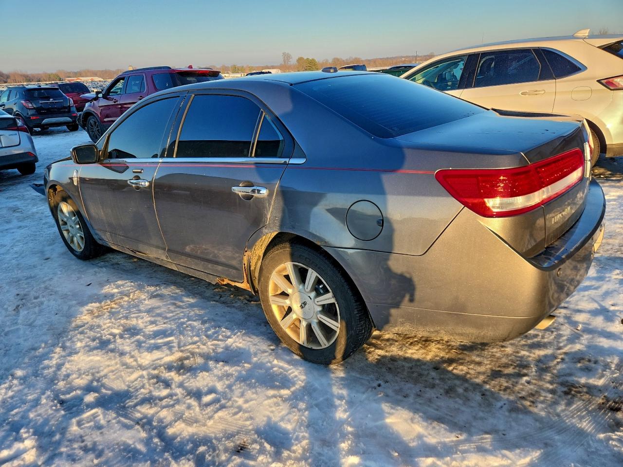2010 LINCOLN MKZ photo 2